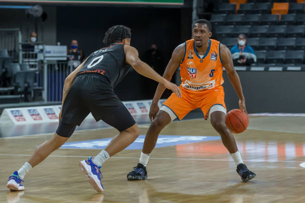 但最终他成 但最终他成