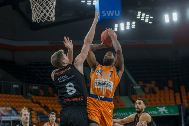 心正逐渐被 心正逐渐被